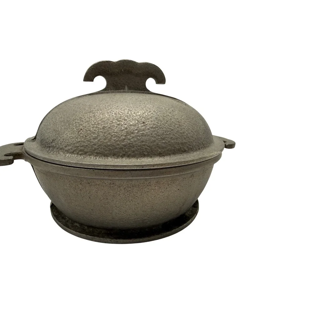 Guardian Service Hammered‎ Aluminum Cookware Lidded Dutch Oven 8in Mid Century